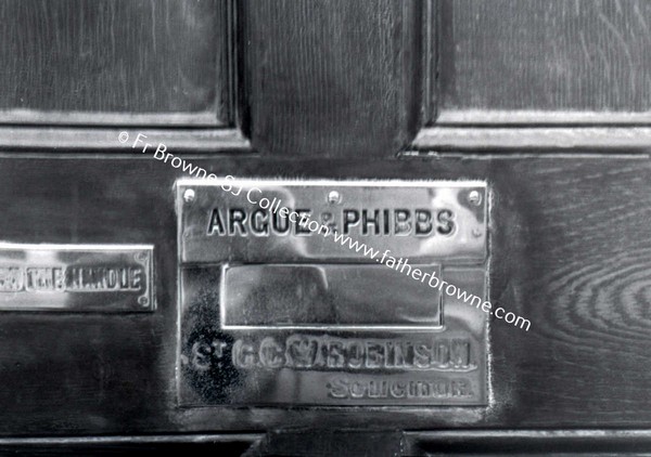 NAMEPLATE  'ARGUE AND PHIBBS'